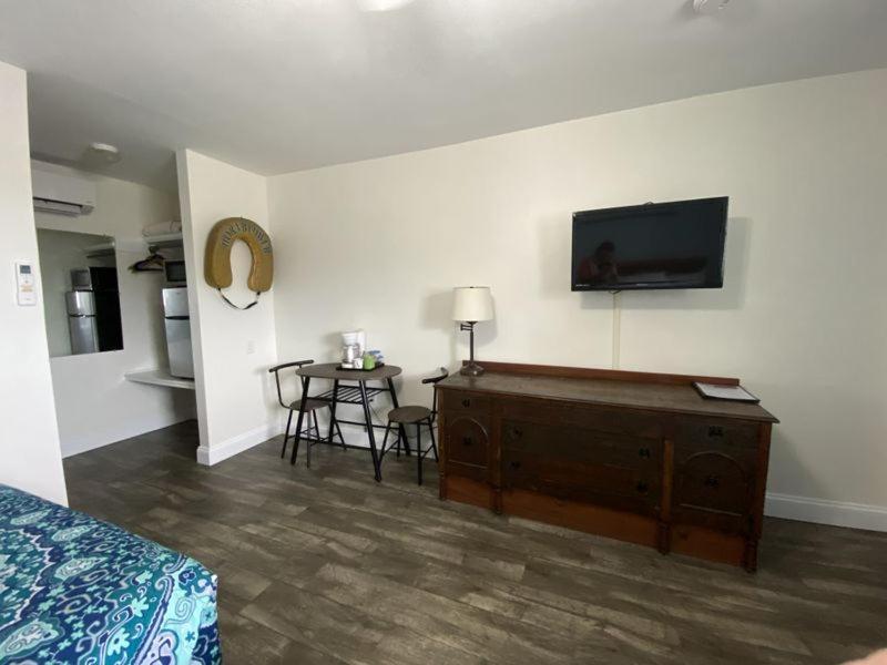 Wachapreague Inn - Motel Rooms Экстерьер фото